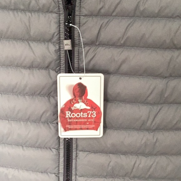 Puffer Vest, Roots 73 - Picture 3 of 5